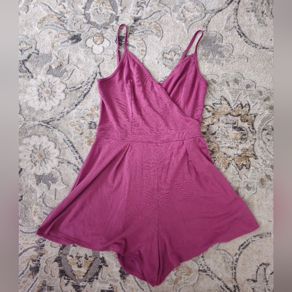 Abercrombie & Fitch Romper - Picture 1 of 5